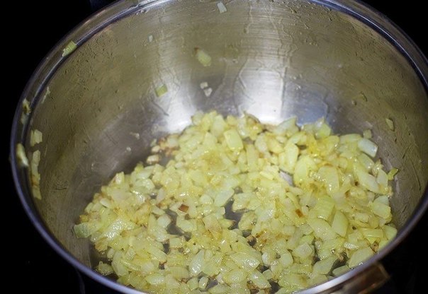 Чаудер з лосося з вершками