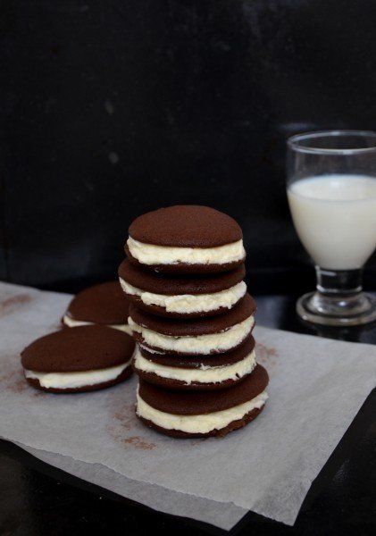 Шоколадні Whoopie з вершками