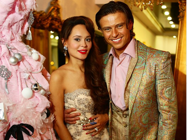 Анна Калашнікова і Прохор Шаляпін вперше вийшли у світ після народження первістка