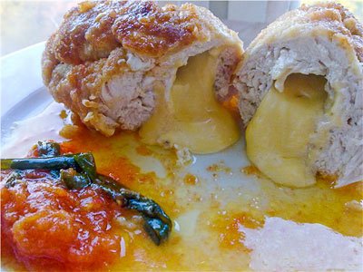 Весела грудка (куряча грудка з сиром в сухарях)