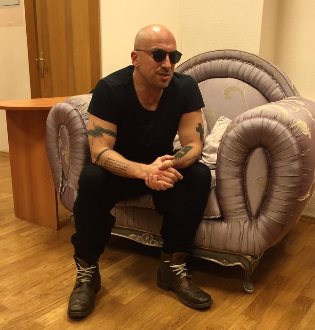 Дмитрий Нагиев винит себя после смерти матери