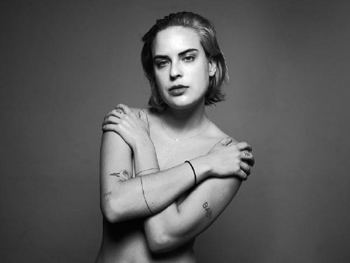 22-летняя дочь Брюса Уиллиса и Деми Мур снялась в шокирующей фотосессии